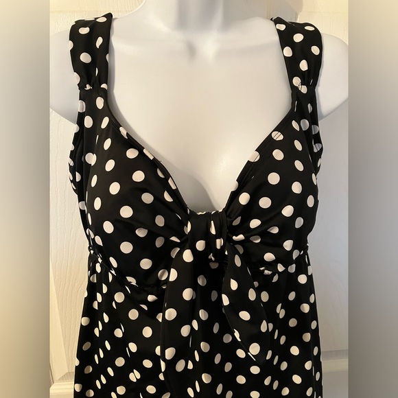 Croft & Barrow Polka Dot Swim Dress - Picture 7 of 12